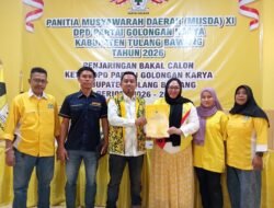 Balon Ketua DPD Partai Golkar Tulangbawang Ambil Formulir Pendaftaran.
